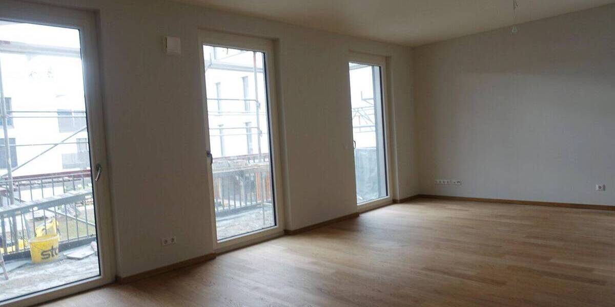 Etagenwohnung Tübingen Südstadt - 3 Zimmer, 82 m&sup2;, 1.760&euro; | Angebot:26694554