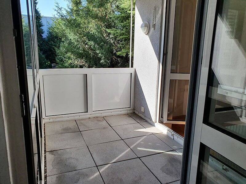 Moderne 2 Zimmer-Wohnung mit Loggia und EBK in Mainz-Oberstadt