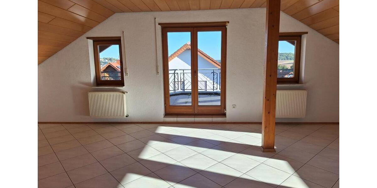 Dachgeschoßwohnung Sinsheim - 2 Zimmer, 75 m&sup2;, 800&euro; | Angebot:24626986