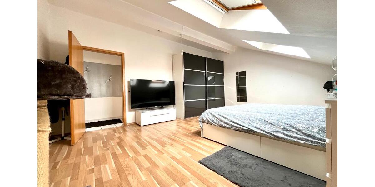 Dachgeschoßwohnung Rehlingen-Siersburg Siersburg - 3 Zimmer, 110 m&sup2;, 750&euro; | Angebot:25017674