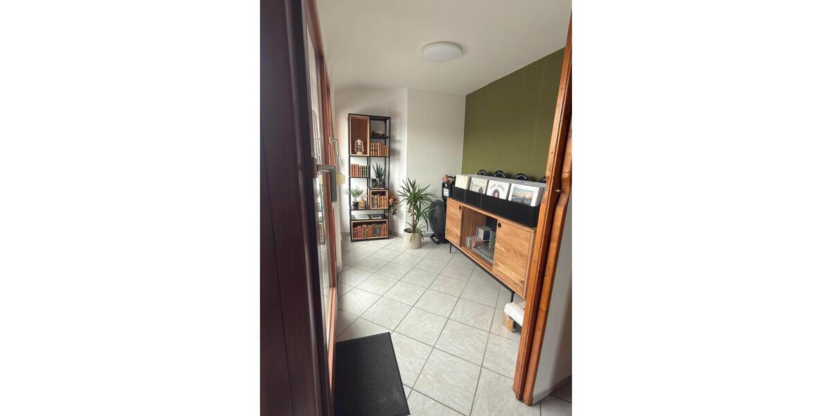 Dachgeschoßwohnung Winnenden - 3.5 Zimmer, 85 m&sup2;, 1.049&euro; | Angebot:25106596