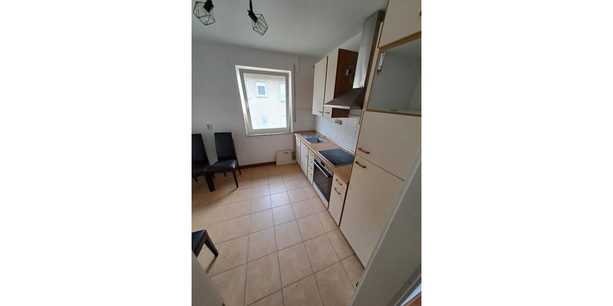 Helle 3-Zimmer-Wohnung mit Balkon in Enger 3 zimmer