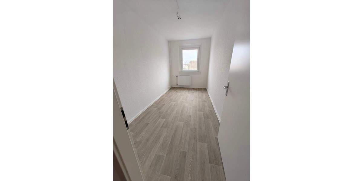 Etagenwohnung Brandenburg an der Havel Hohenstücken - 3 Zimmer, 69 m&sup2;, 488&euro; | Angebot:26159200