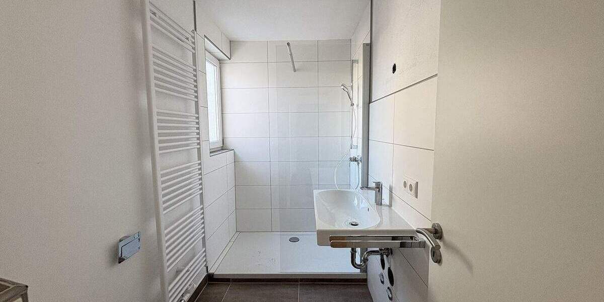 Etagenwohnung Straubing - 2 Zimmer, 60 m&sup2;, 650&euro; | Angebot:24436864