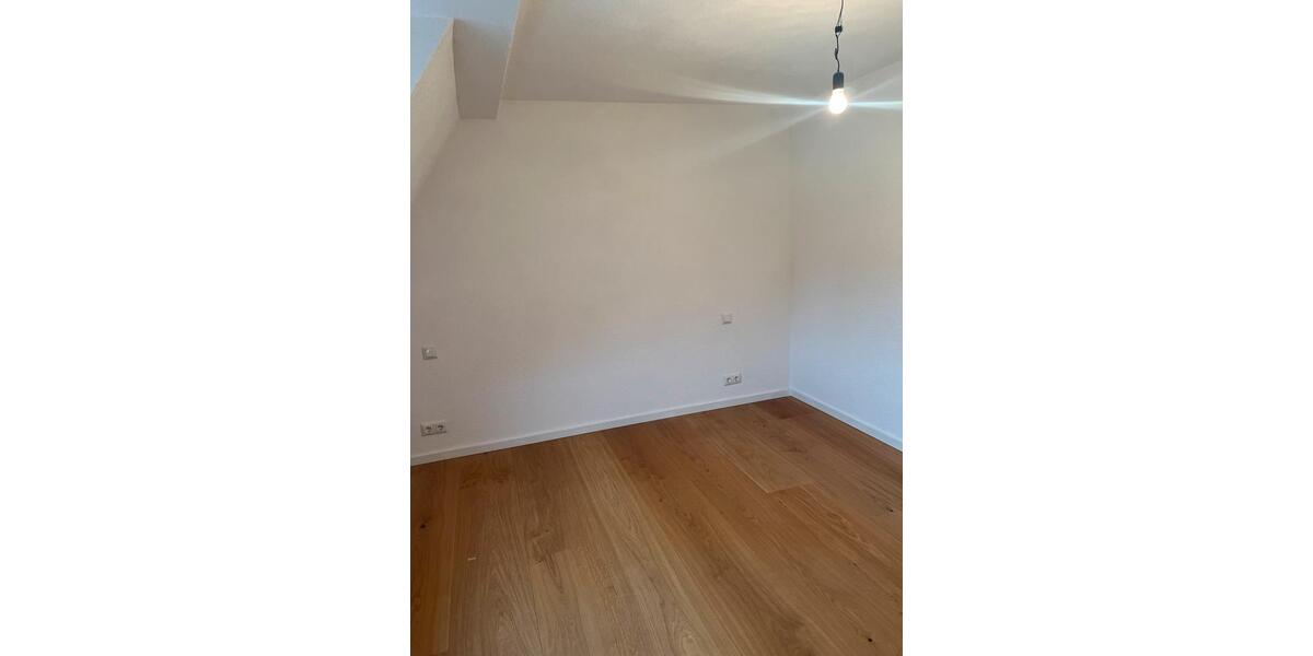 Dachgeschoßwohnung Biedenkopf - 2 Zimmer, 60 m&sup2;, 550&euro; | Angebot:25722436