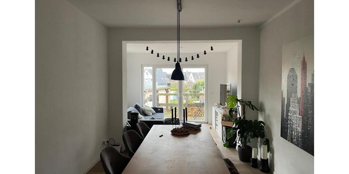 Doppelhaushälfte (112qm) zum 01.03.26 zu vermieten 4.5 zimmer