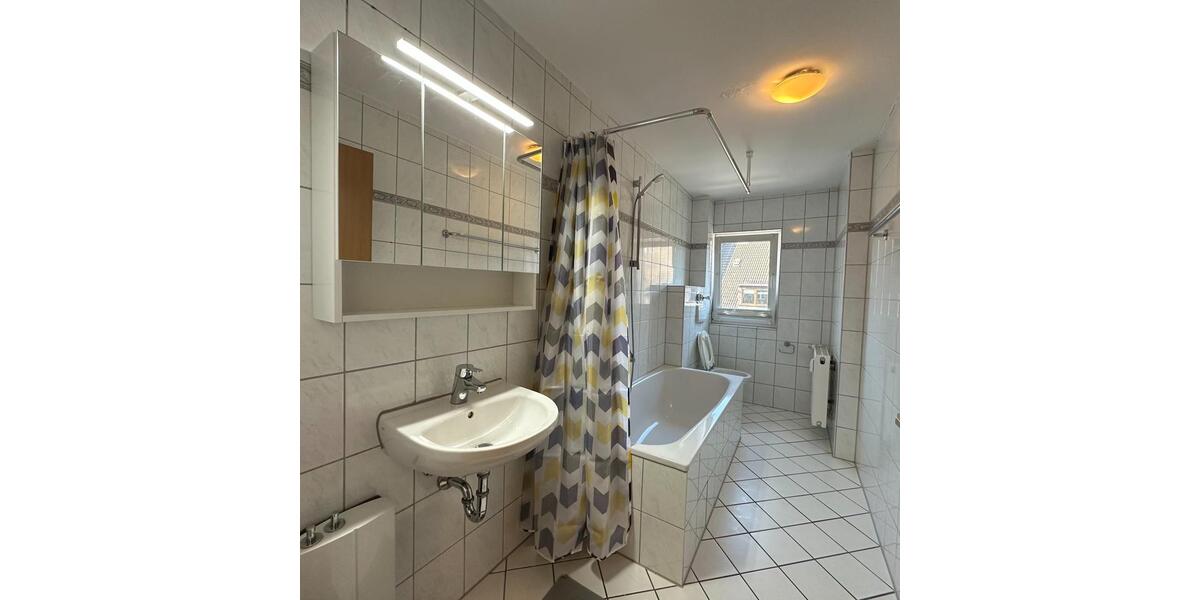 Wohnen auf Zeit Witten - 10 Zimmer, 200 m&sup2;, 15&euro; | Angebot:25791850