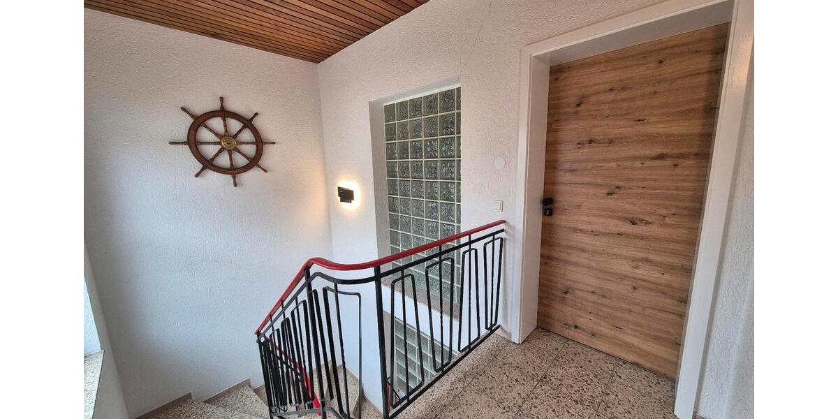 Dachgeschoßwohnung Sankt Ingbert - 1 Zimmer, 86 m&sup2;, 850&euro; | Angebot:26532843