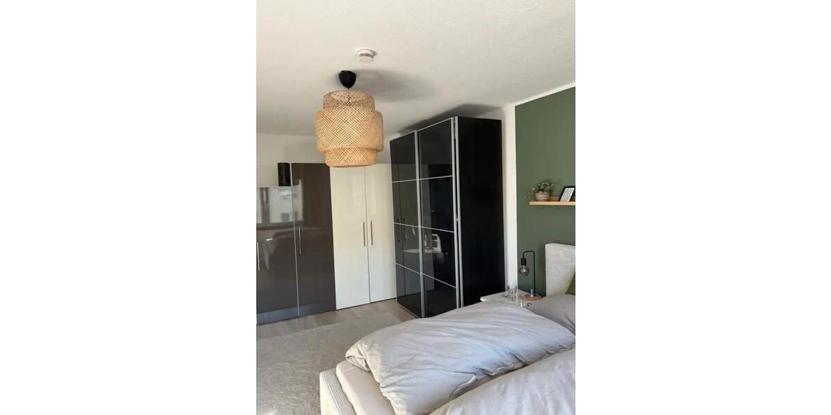 Etagenwohnung Leverkusen Schlebusch - 2 Zimmer, 69 m&sup2;, 1.350&euro; | Angebot:26149278