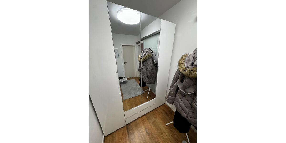 Etagenwohnung Mönchengladbach Süd - 1 Zimmer, 42 m&sup2;, 460&euro; | Angebot:26688537