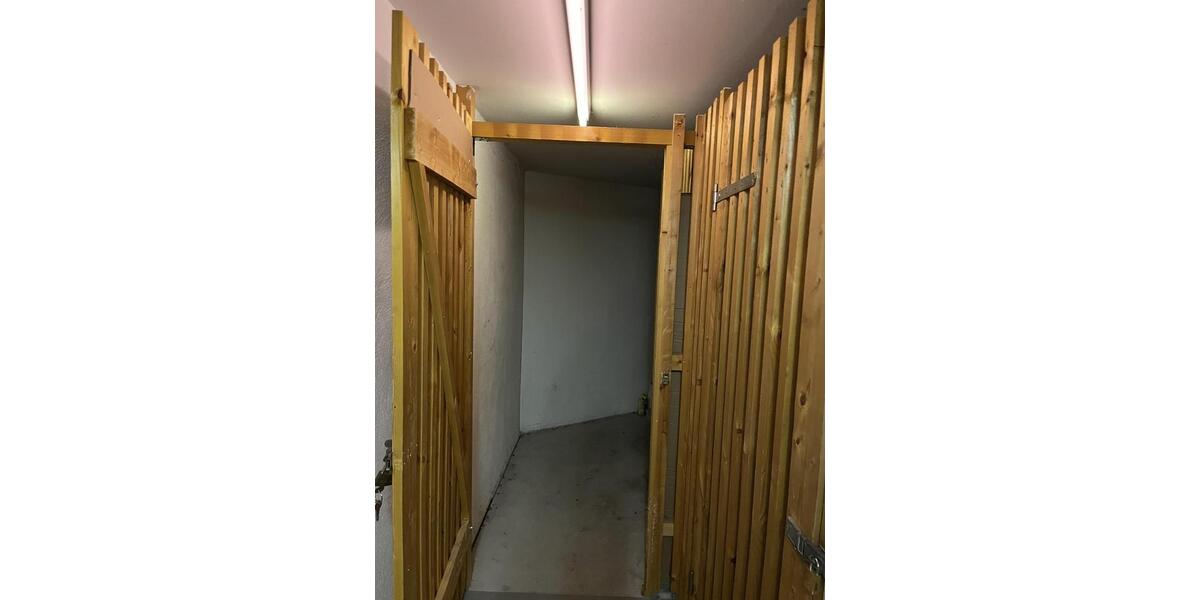 Dachgeschoßwohnung Feucht - 2 Zimmer, 53 m&sup2;, 680&euro; | Angebot:25932416