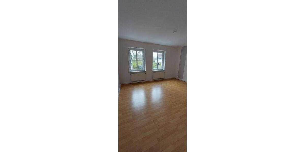 Erdgeschoßwohnung Meuselwitz - 2 Zimmer, 54 m&sup2;, 390&euro; | Angebot:25303702