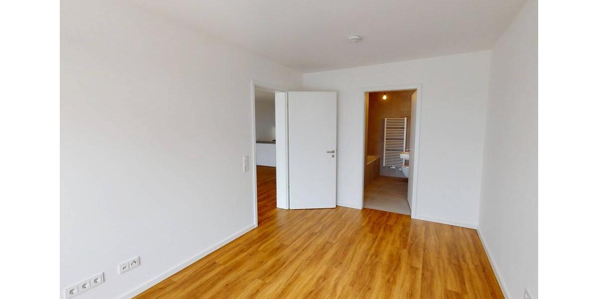 Etagenwohnung Friedrichsdorf - 3 Zimmer, 100 m&sup2;, 1.560&euro; | Angebot:26662455