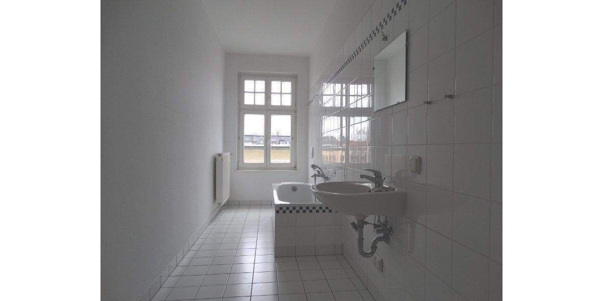 Etagenwohnung Görlitz Innenstadt - 2 Zimmer, 66 m&sup2;, 300&euro; | Angebot:26189199