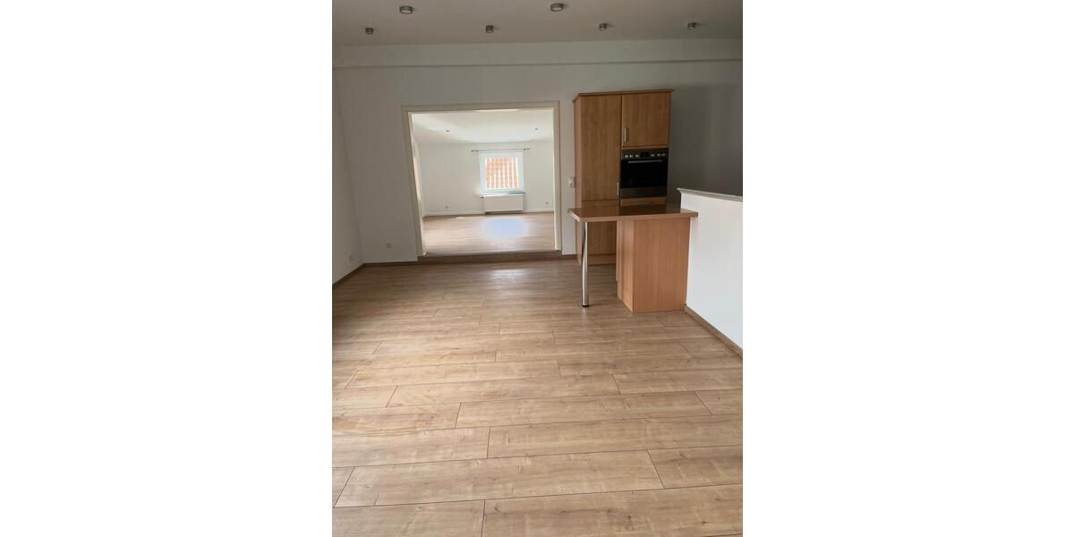 Etagenwohnung Hude (Oldenburg) - 4 Zimmer, 103 m&sup2;, 1.050&euro; | Angebot:26616534