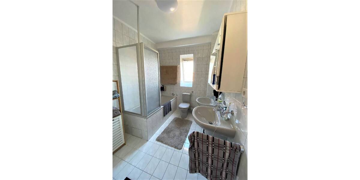 Etagenwohnung Mannheim Rheinau - 3 Zimmer, 75 m&sup2;, 750&euro; | Angebot:26080812