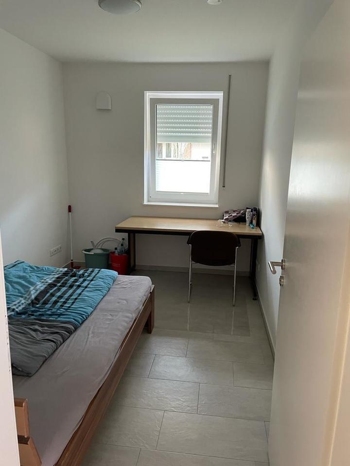 Zimmer in einer 2er WG frei