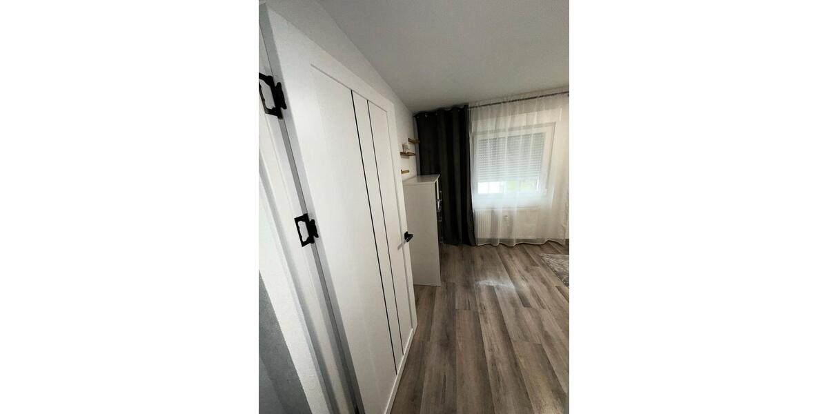 Wohnen auf Zeit Kenzingen - 3 Zimmer, 67 m&sup2;, 25&euro; | Angebot:25795207