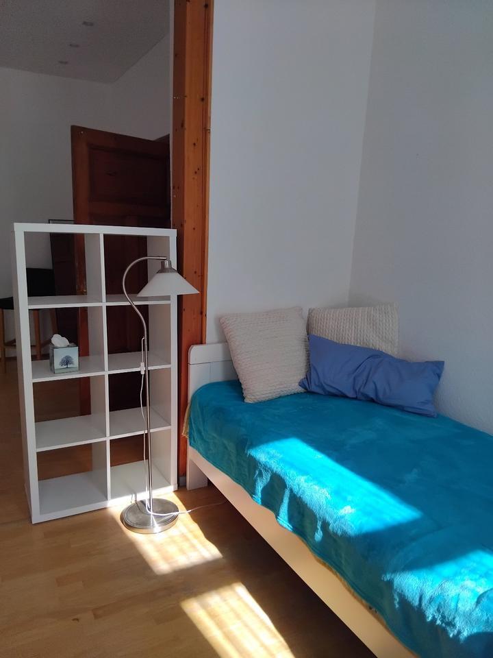 Süd-Zimmer WG-Zimmer frei 2er WG Wohnung ZOB Nähe