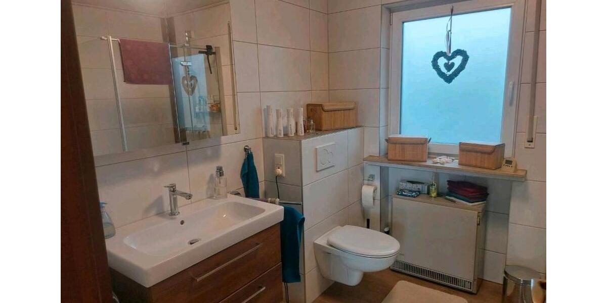 Etagenwohnung Netphen - 3 Zimmer, 110 m&sup2;, 895&euro; | Angebot:26126075