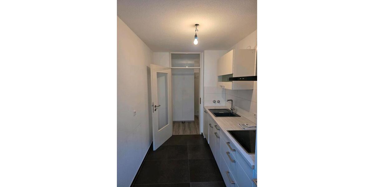 2-Zimmer-Wohnung mit EBK + Außenstellplatz – Zentral in Offenburg 2 zimmer