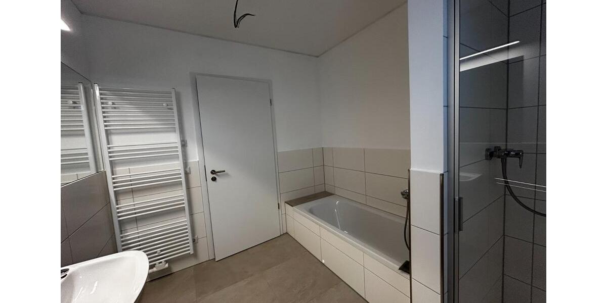 Erdgeschoßwohnung Bayreuth Bernecker Straße / Insel / Riedelsberg - 3 Zimmer, 93 m&sup2;, 1.344&euro; | Angebot:23198538
