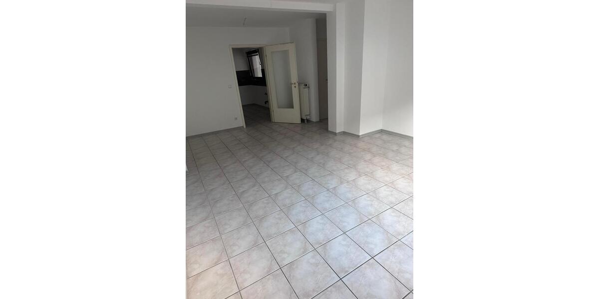 Erdgeschoßwohnung Hockenheim - 3.5 Zimmer, 85 m&sup2;, 1.150&euro; | Angebot:26637756