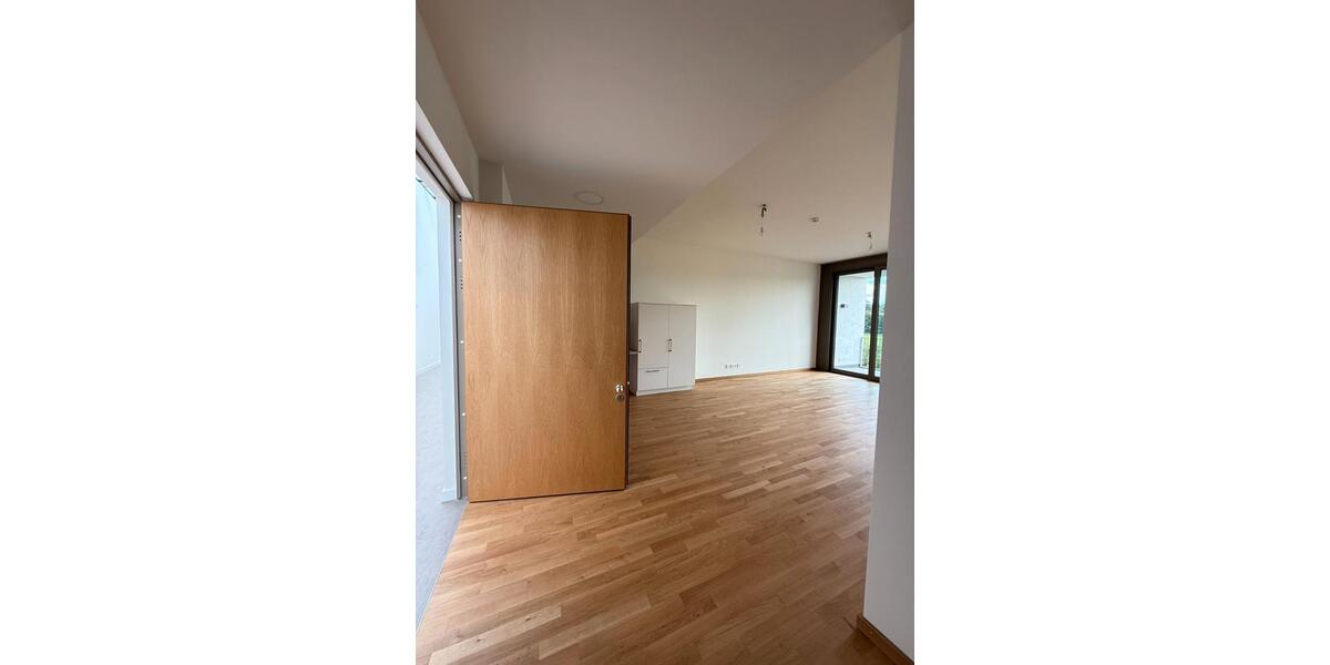 Etagenwohnung Illingen - 1 Zimmer, 65 m&sup2;, 780&euro; | Angebot:26414152