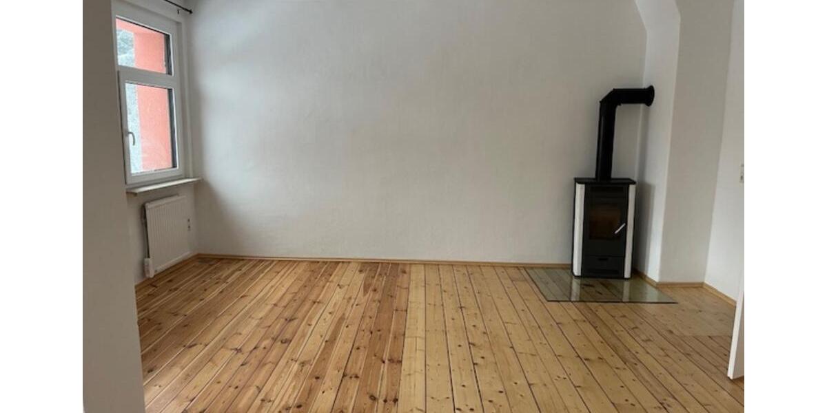 Wohnen, wo andere Urlaub machen: 2-3 Zi.-Whg. mit Kaminofen und EBK, auch als Ferienwohnung nutzbar! 3 zimmer