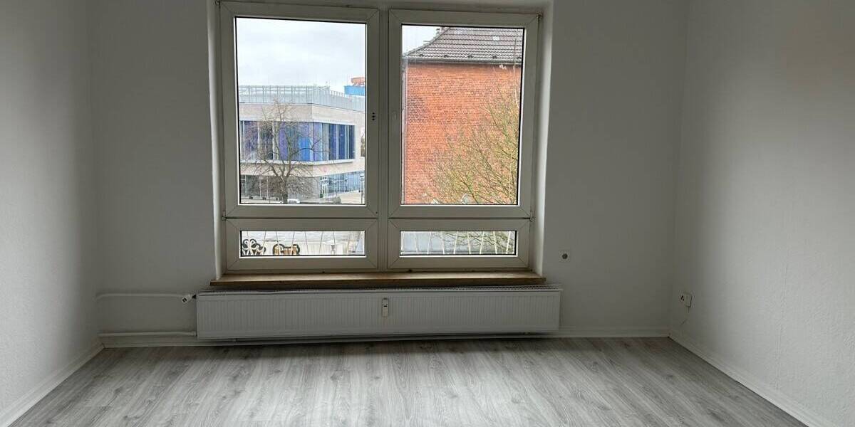 Etagenwohnung Kiel Gaarden-Ost - 2 Zimmer, 61 m&sup2;, 510&euro; | Angebot:26343184