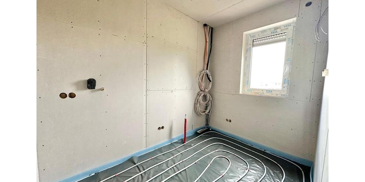 Rastede - Im Göhlen: Neubau-Reihenendhaus mit Einbauküche als Erstbezug 5 zimmer