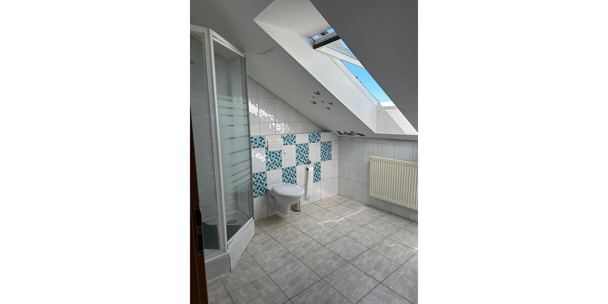 Dachgeschoßwohnung Twistringen - 4 Zimmer, 105 m&sup2;, 1.250&euro; | Angebot:26412723
