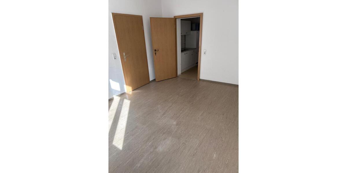 Erdgeschoßwohnung Zschopau - 2 Zimmer, 28 m&sup2;, 275&euro; | Angebot:26276543