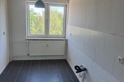 Wohnung Arneburg - 3 Zimmer, 70 m&sup2;, 350&euro; | Angebot:27569881