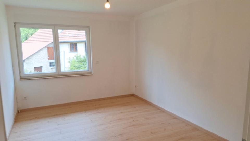 Etagenwohnung Windeck - 3 Zimmer, 86 m&sup2;, 850&euro; | Angebot:24818721