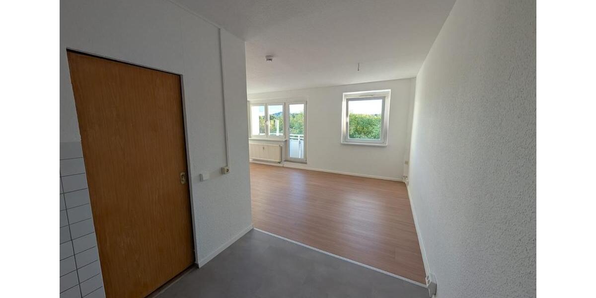 Etagenwohnung Eisenach - 3 Zimmer, 60 m&sup2;, 400&euro; | Angebot:23227138