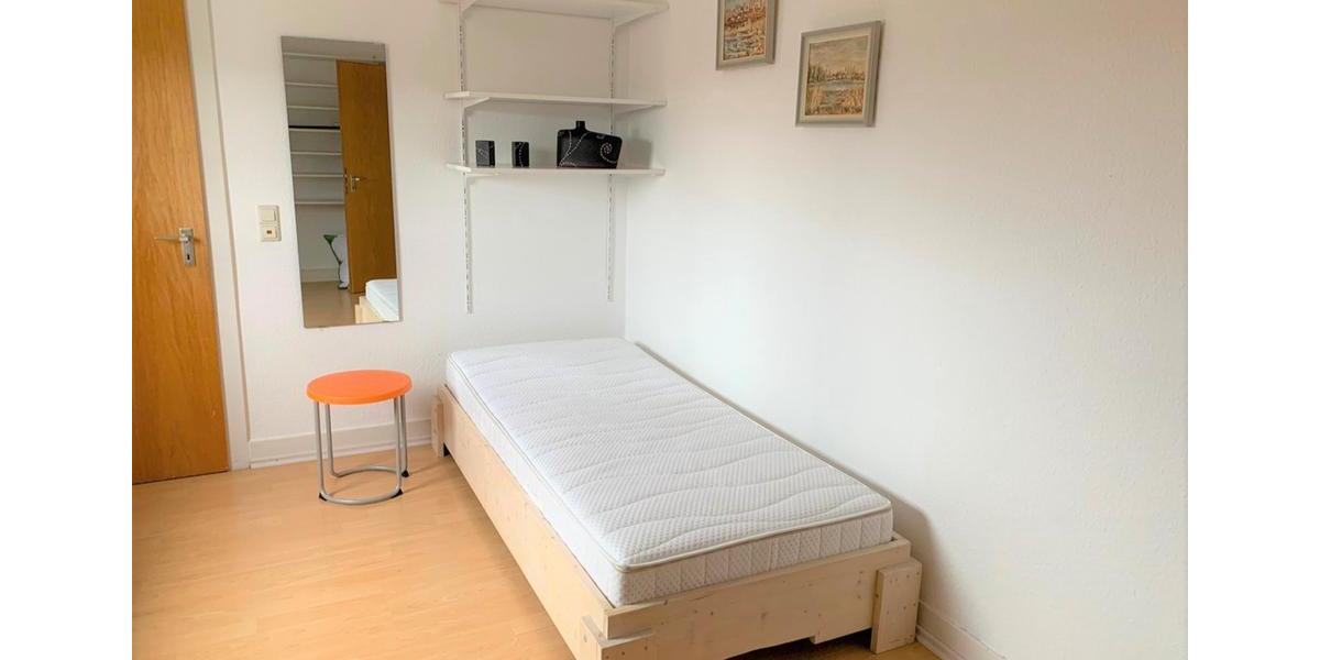 Wohnen auf Zeit Karlsruhe Daxlanden - 3 Zimmer, 78 m&sup2;, 1.250&euro; | Angebot:26213606