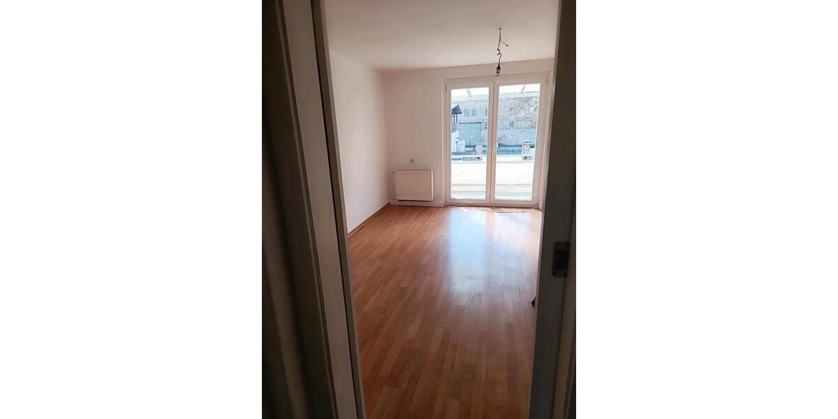 Etagenwohnung Teutschenthal - 3 Zimmer, 60 m&sup2;, 528&euro; | Angebot:25882969
