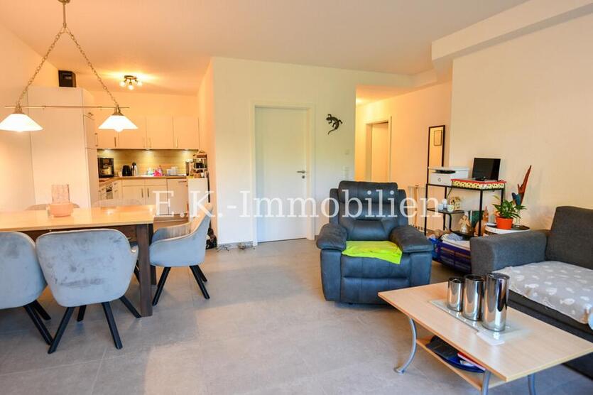 *ENERGIEEFFIZIENTES WOHNEN* im Obergeschoss + EBK + Balkon + Wallbox + Photovoltaik Wohnung Nr. 5 zimmer