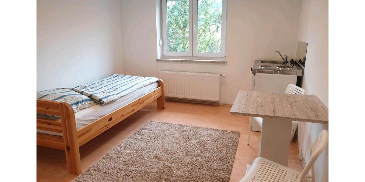 WG Zimmer renoviert & möbiliert in Schelklingen 1 zimmer