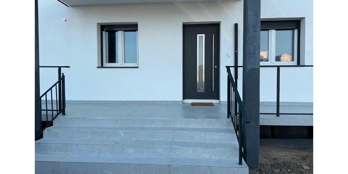 Erdgeschoßwohnung Siershahn - 3 Zimmer, 86 m&sup2;, 1.000&euro; | Angebot:24851975