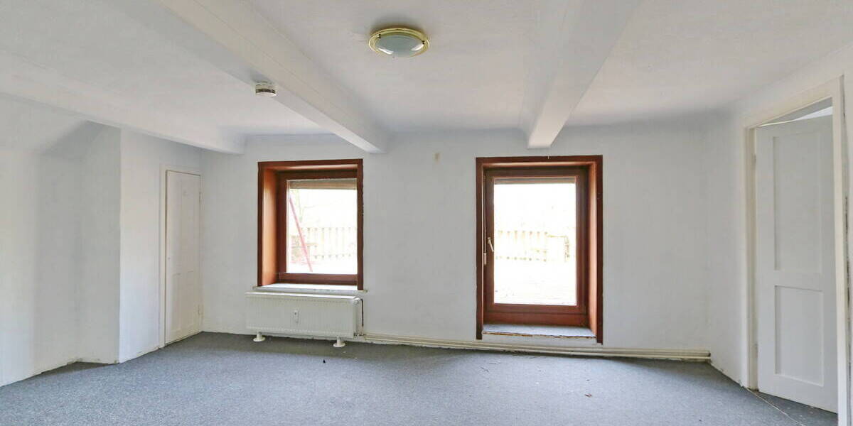Etagenwohnung Hoisdorf - 5 Zimmer, 147 m&sup2;, 1.290&euro; | Angebot:26714302