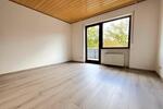 Erdgeschoßwohnung Bad Schwalbach - 4 Zimmer, 133 m&sup2;, 1.300&euro; | Angebot:26636099