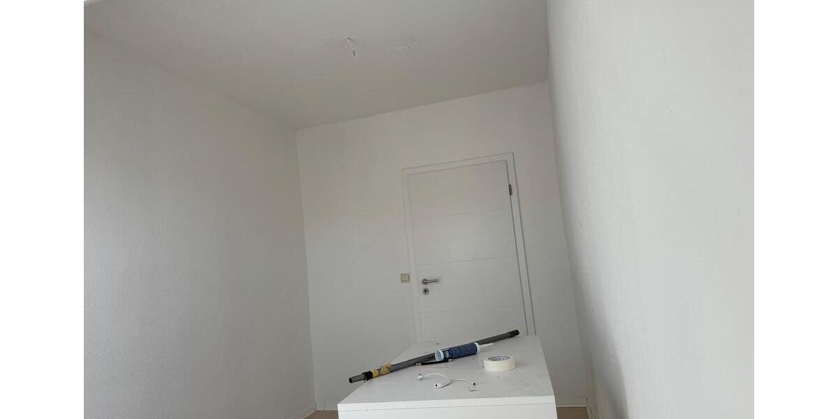 Dachgeschoßwohnung Beindersheim - 4 Zimmer, 90 m&sup2;, 850&euro; | Angebot:24982993