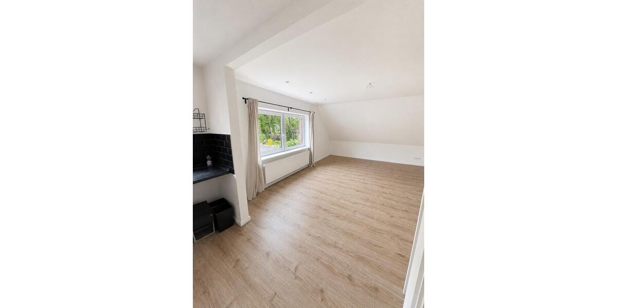 Etagenwohnung Henstedt-Ulzburg Ulzburg - 3.5 Zimmer, 80 m&sup2;, 1.210&euro; | Angebot:26704869