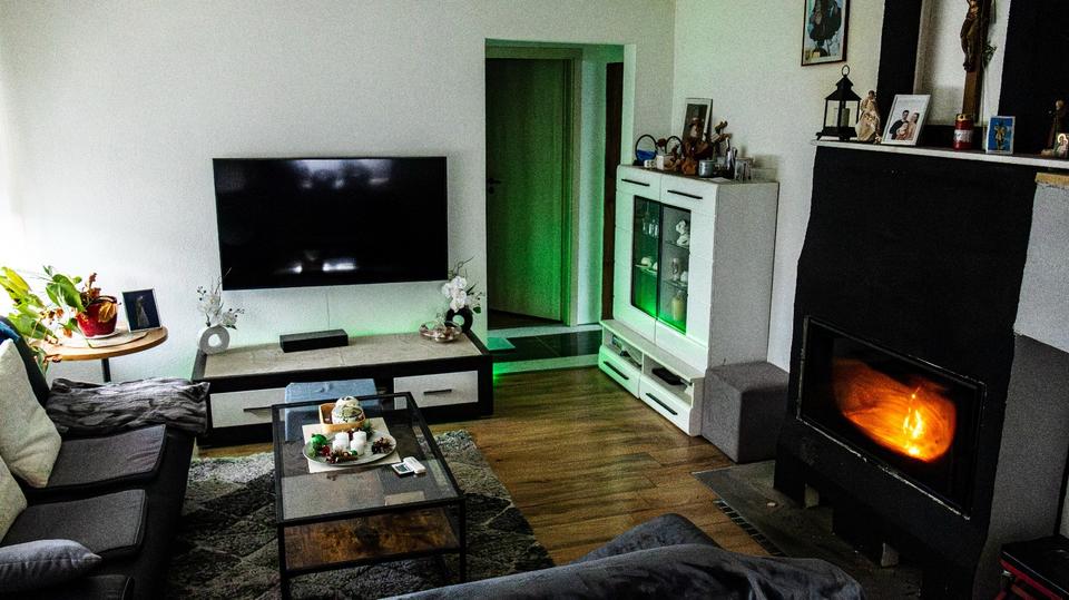 * Ruhig gelegenes EFH mit 6 Zimmern in 72461 Albstadt * 6 zimmer