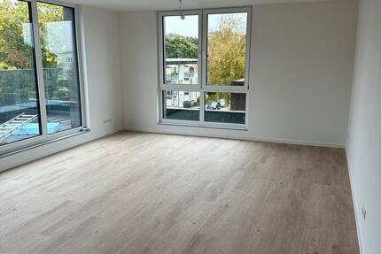Haus Uetersen - 2 Zimmer, 85 m&sup2;, 1.380&euro; | Angebot:24421140