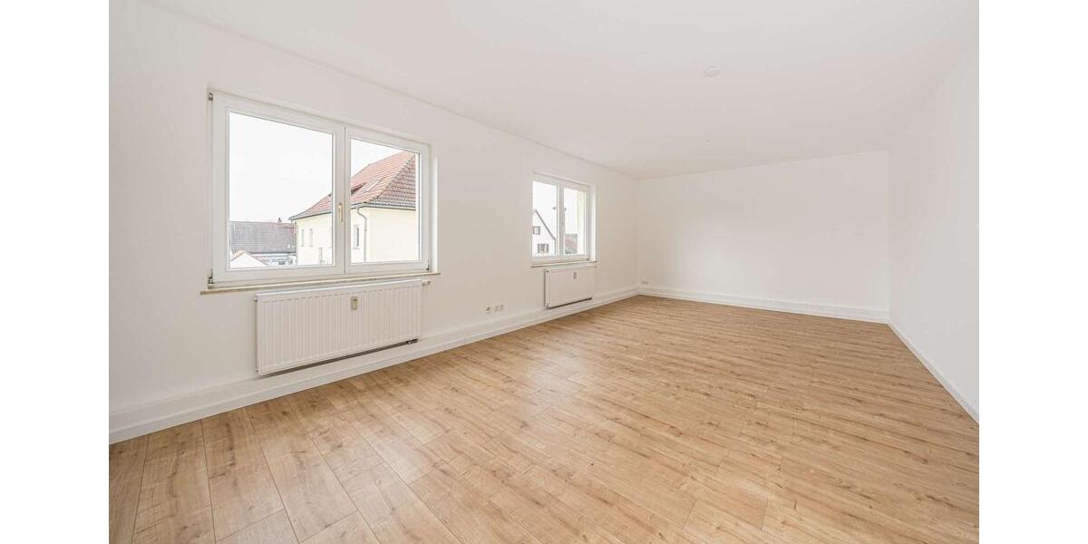 Etagenwohnung Borna - 3 Zimmer, 74 m&sup2;, 660&euro; | Angebot:26545939