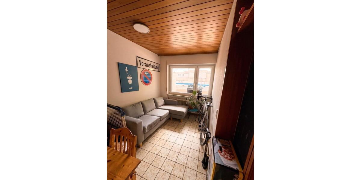 Wohnen auf Zeit Esslingen am Neckar Hegensberg - 15 Zimmer, 80 m&sup2;, 420&euro; | Angebot:26581446