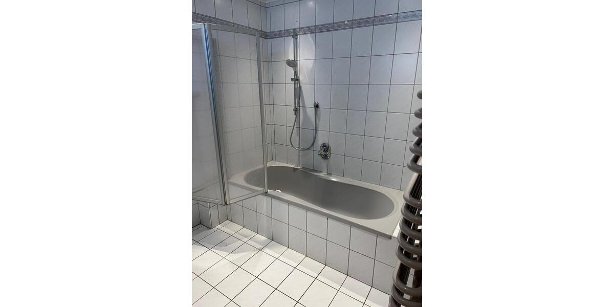 Erdgeschoßwohnung Regen - 3 Zimmer, 70 m&sup2;, 620&euro; | Angebot:26586609